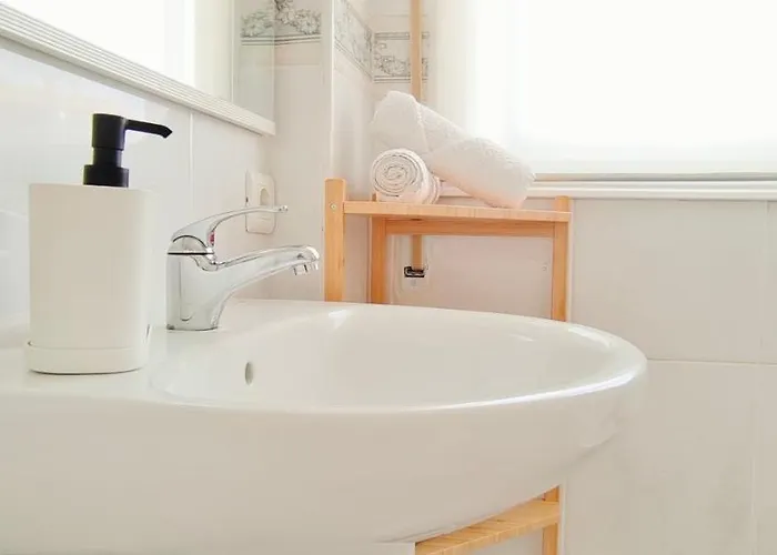 J&h * Торремолинос